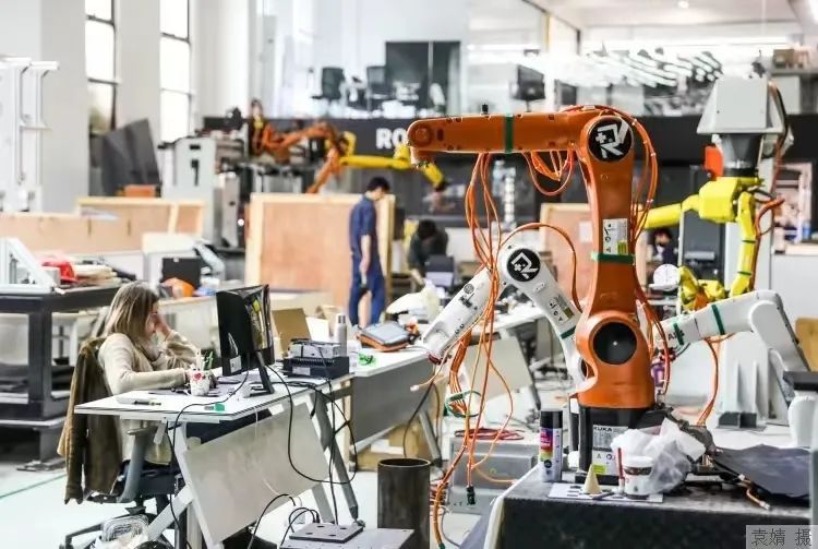 “人形机器人+工业制造”有何火花？宝山特色园区孵出产业集群(图3)