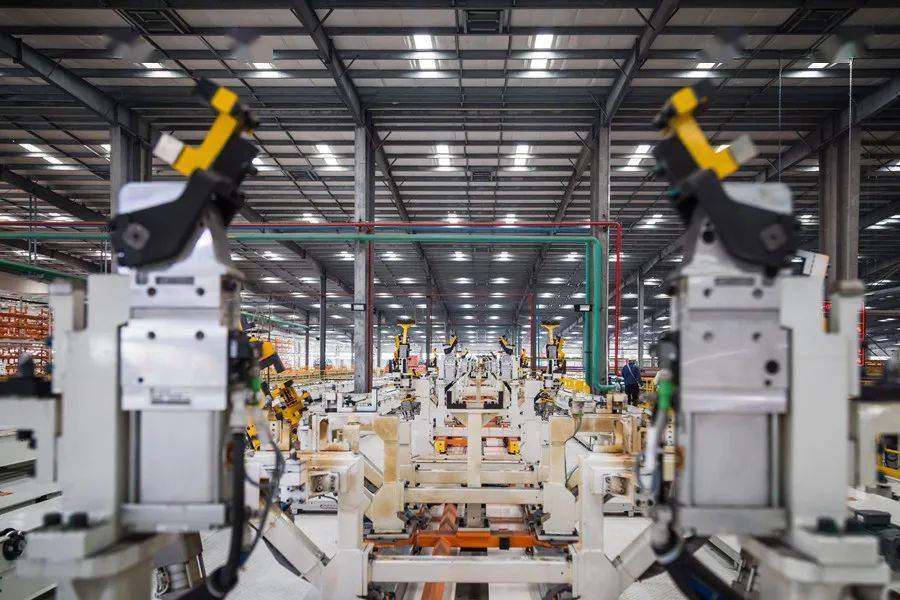 2022-2023中国智能制造十大热点：智能工厂、ChatGPT、数字孪生、APS(图2)