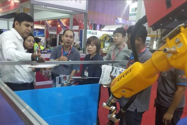 造车机器人中国力量打破外资垄断全靠这几强！(图3)