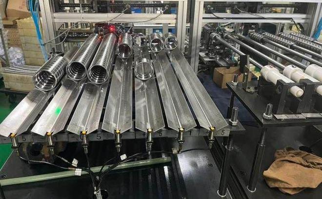 工业机器人轴承有哪些？国内工业机器人轴承有哪些挑战？(图2)