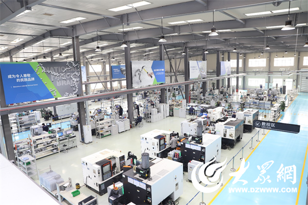 【解码新型工业化】向“新”出发！钛金科技：小产品留下“大印记”(图2)