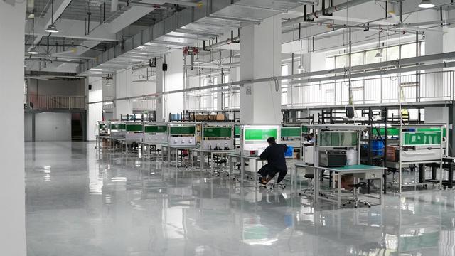 身高1米7、体重48公斤！这款机器人出自闵行一位95后将用于……(图6)