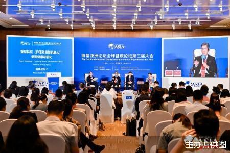 医疗服务成养老刚需康复护理机器人如何“叫好又叫座”(图1)