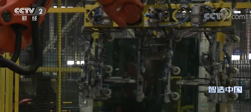 智能制造重塑传统制造业“老将新兵”见证玻璃迭代升级(图1)