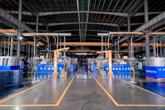 触摸未来探秘天能数智工厂：智能智造的创新之旅与科技魅力(图5)