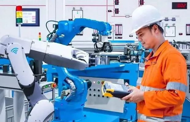 几张数据图带你看懂2020中国机器人产业的发展趋势与格局(图1)