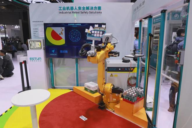 工博会上的华彩篇章国产工业机器人一展锋芒脱颖而出(图5)