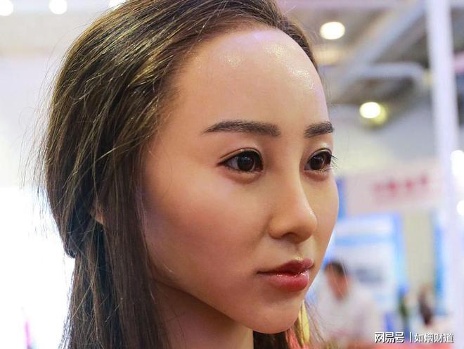 女性仿生机器人面世售价10万直接售罄外观真实还能生育？(图1)