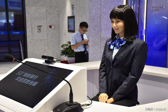 女性仿生机器人面世售价10万直接售罄外观真实还能生育？(图2)