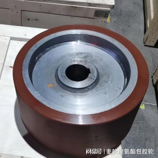 从原理到应用全面解析智能仓储大型重载堆垛机承载轮(图1)