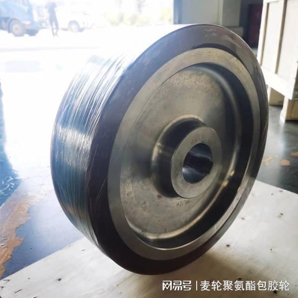 从原理到应用全面解析智能仓储大型重载堆垛机承载轮(图2)