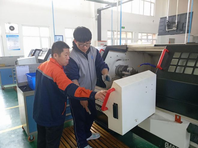 章丘中等职业学校：以特色化引领专业建设(图8)