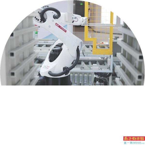 机器人自主运货家电懂得“主人心”两大万亿级产业集群被AI点燃(图1)