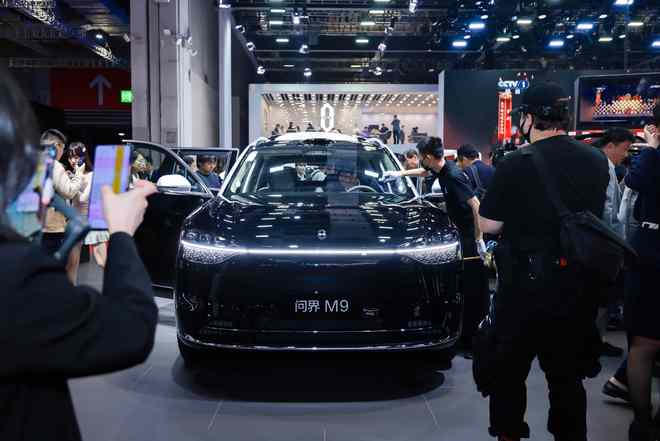 赛力斯高端化突围(图3)