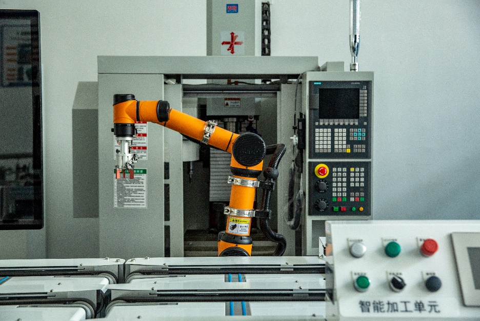 智创未来：河海大学打造智能制造创新高地(图1)