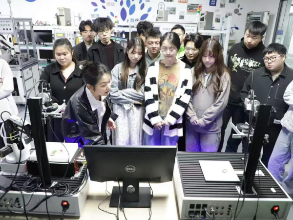 苏州城市学院智能制造与智慧交通学院：锻造新工科人才成长“创新生态链”(图1)