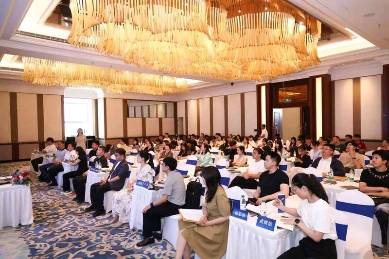 沈阳“科技领航筑梦智汇青春动能”AI大讲堂举办(图1)