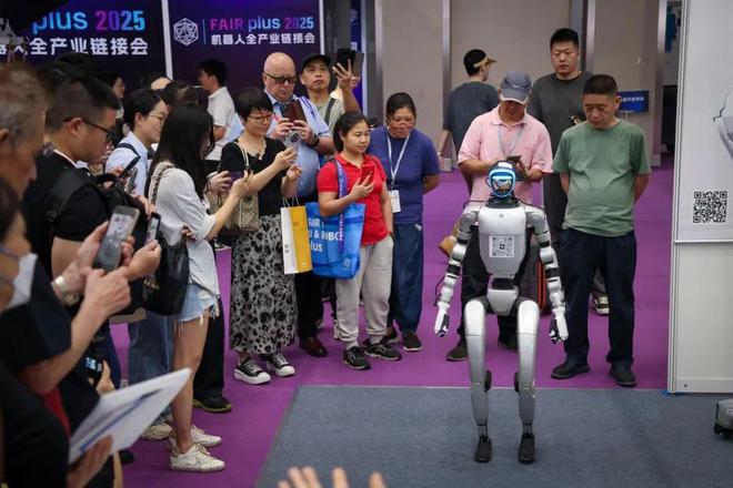 美媒：中国机器人热潮“有了新目标”(图1)