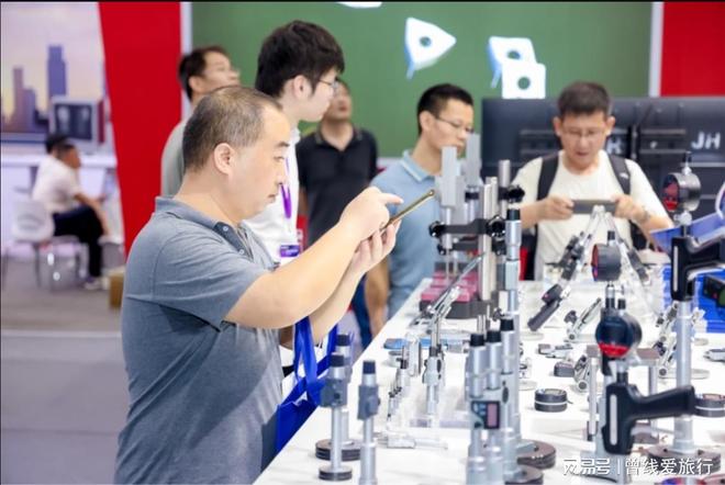 协作机器人登场！2025武汉工博会机器人展重塑人机协作新范式(图3)