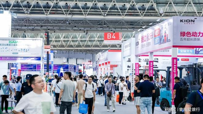 协作机器人登场！2025武汉工博会机器人展重塑人机协作新范式(图2)