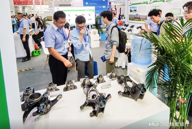 协作机器人登场！2025武汉工博会机器人展重塑人机协作新范式(图5)