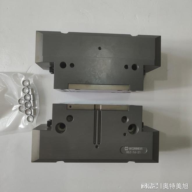 机器人夹爪：为工业自动化上下料带来全新变革(图1)