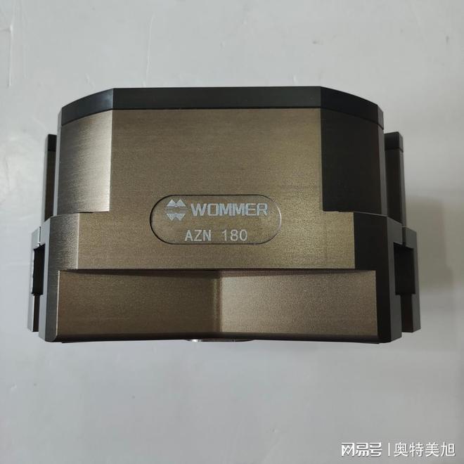 工业机器人夹爪让机器人搬运装配更智能(图1)