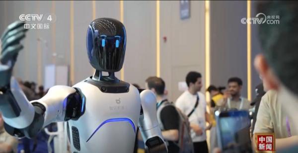 “科技感满满”的机器人亮相广交会全方位展示“中国智造”硬核实力(图3)