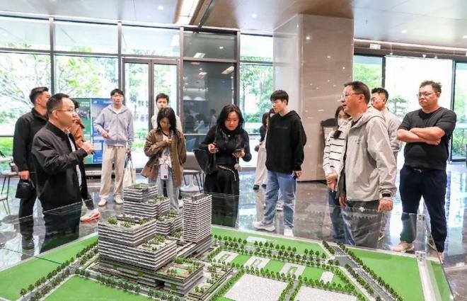 城市如何拥抱AI？坪山给出最强答案：智能制造新样本？(图4)