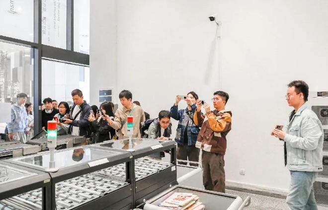 城市如何拥抱AI？坪山给出最强答案：智能制造新样本？(图2)