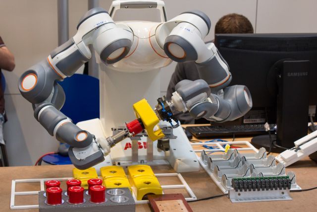 协作机器人将在未来几年内推动物联网市场的增长(图1)