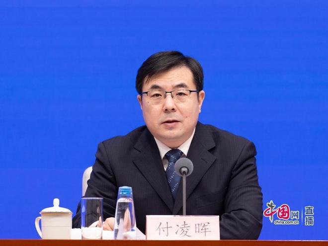 10月全国规模以上工业增加值同比增长49%工业机器人产品产量增长179%(图1)