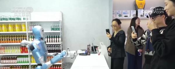 从实验室到生产线从概念到量产我国机器人产业“聚链成势”全面发力(图3)