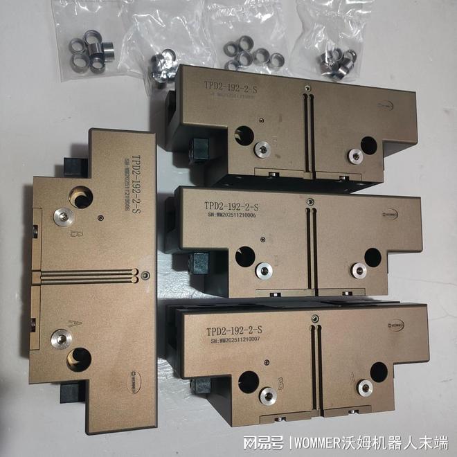 工业机器人夹爪:重载工件上下料性价比引领新趋势!(图1)