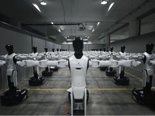 2025工业机器人企业实力榜：共筑柔性智造新生态(图1)