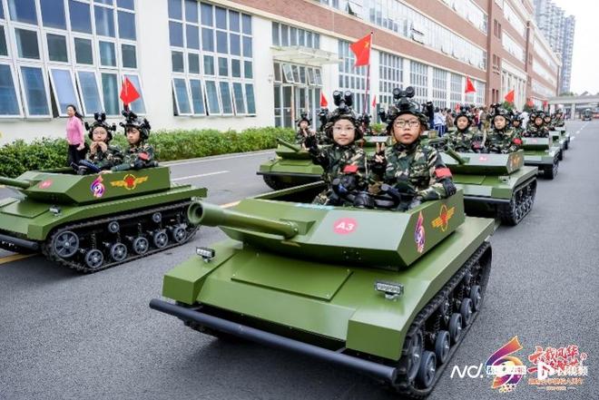 万名师生巡游展演！中山这所学校开启“华夏文化节”(图3)