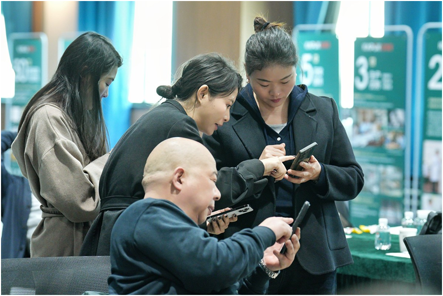 从制造到“智”造内容:红棉花AI集训营第一期线下培训落幕开启短获客加速时代(图3)