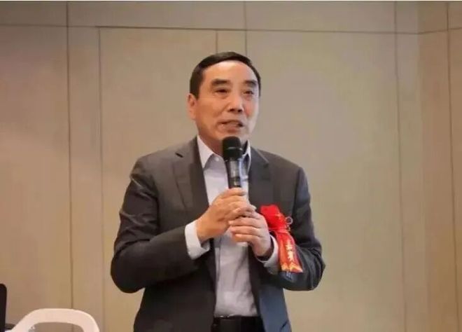 刚刚“一哥”埃斯顿鸣锣！南京诞生中国工业机器人“A+H”第一股(图2)