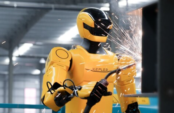 AWE2026现场直击开普勒K2“大黄蜂”双展区亮相工业级人形机器人实力吸睛(图4)