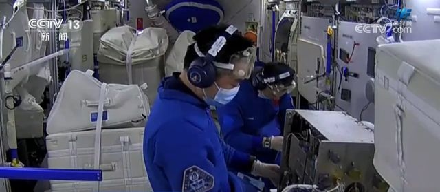 中国“太空之家”工作周记不断“更新”机器人“小航”实力“抢镜”(图6)