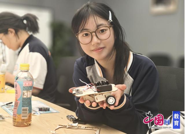 成都西北中学多维开展研学实践活动解锁“行走的思政课”(图3)