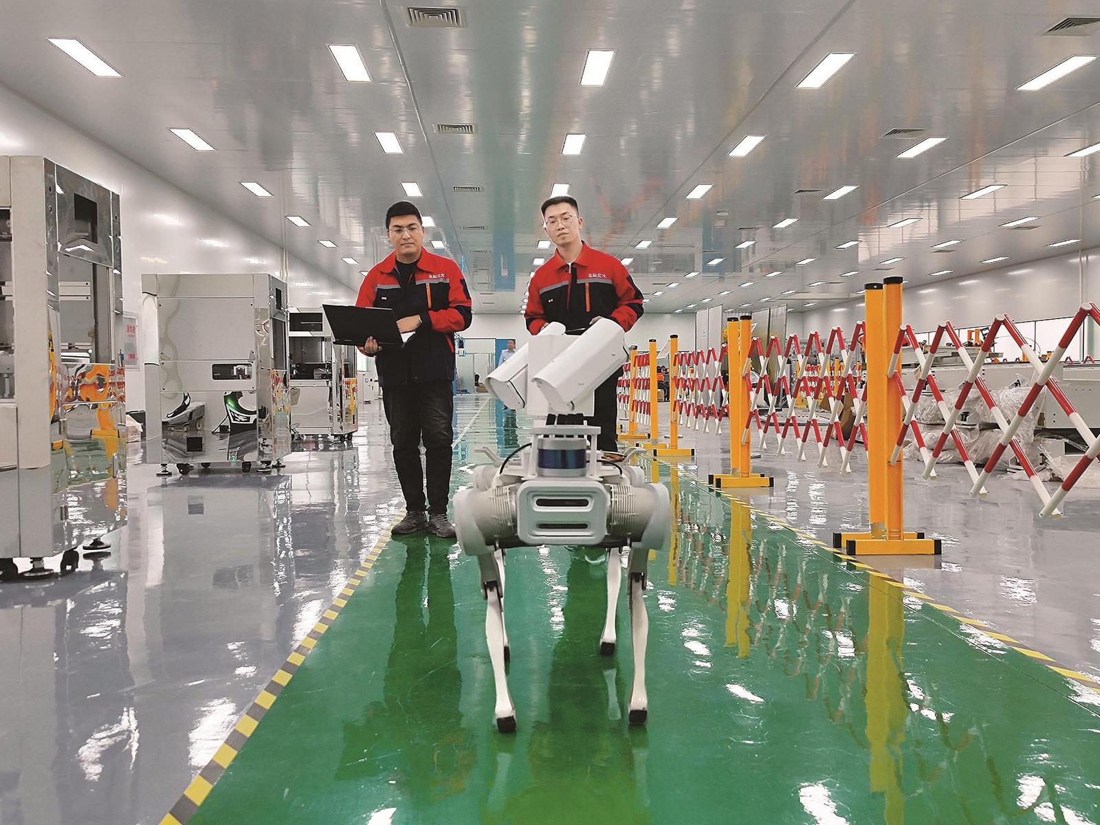 项目进行时｜机器人“上岗”解锁智造新场景(图1)